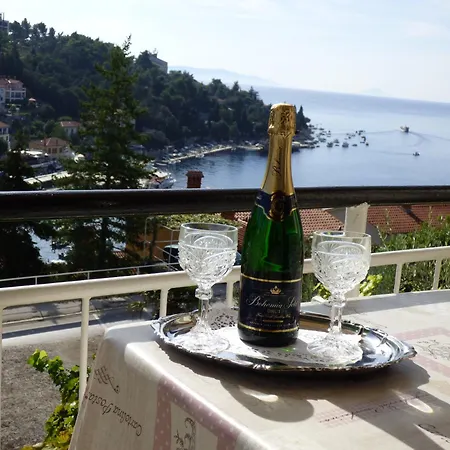 Nevenko Apartment Rabac